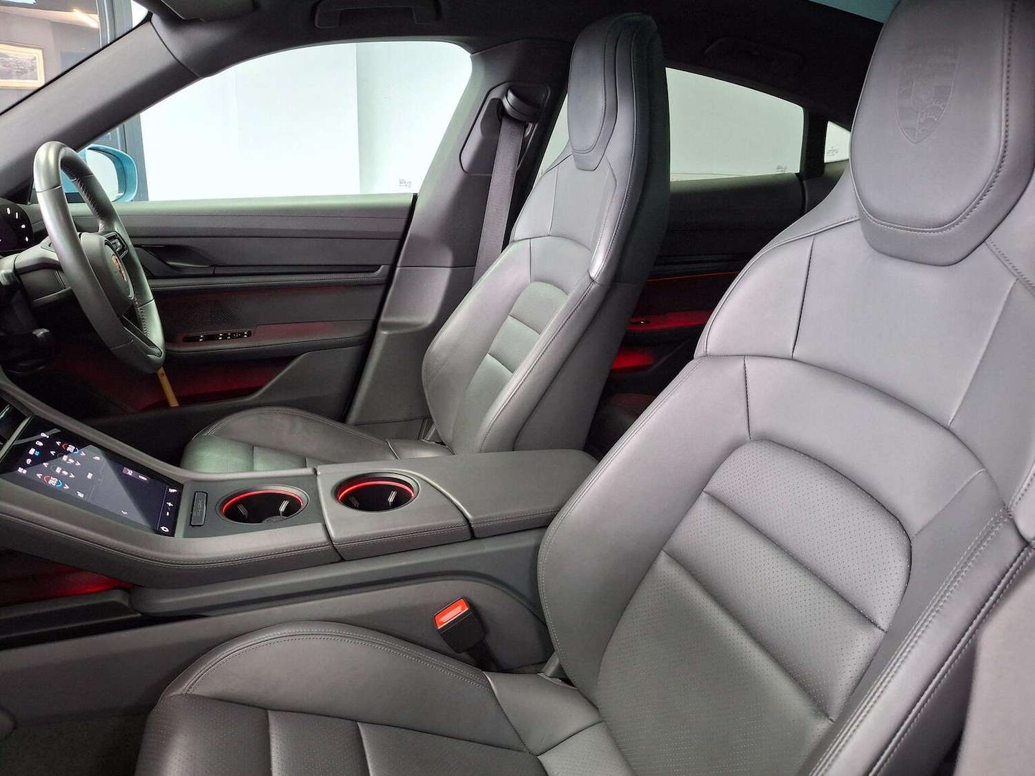 Used Porsche Taycan 2022 for sale - 77636991: Photo 65