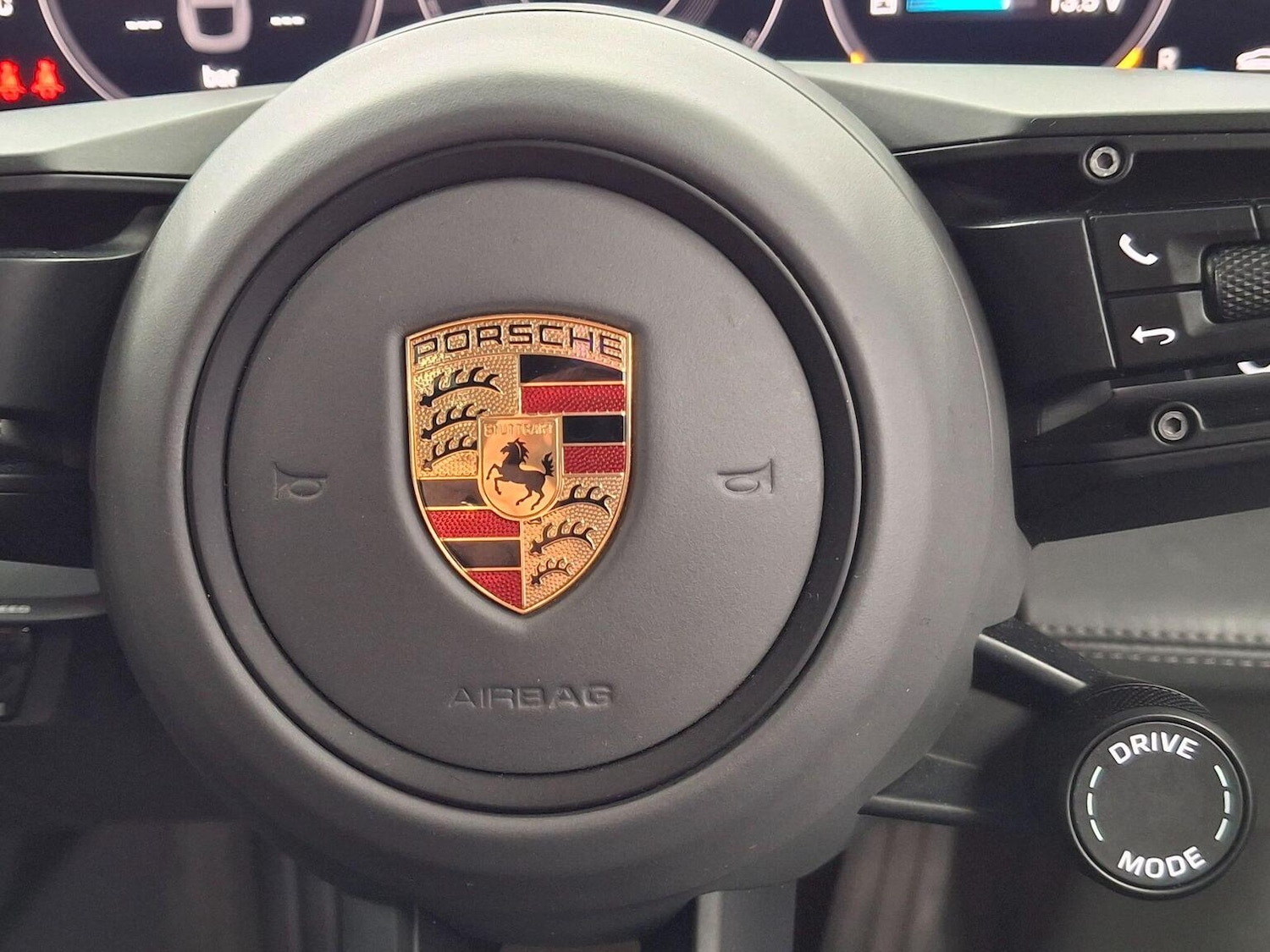 Used Porsche Taycan 2022 for sale - 77636991: Photo 70