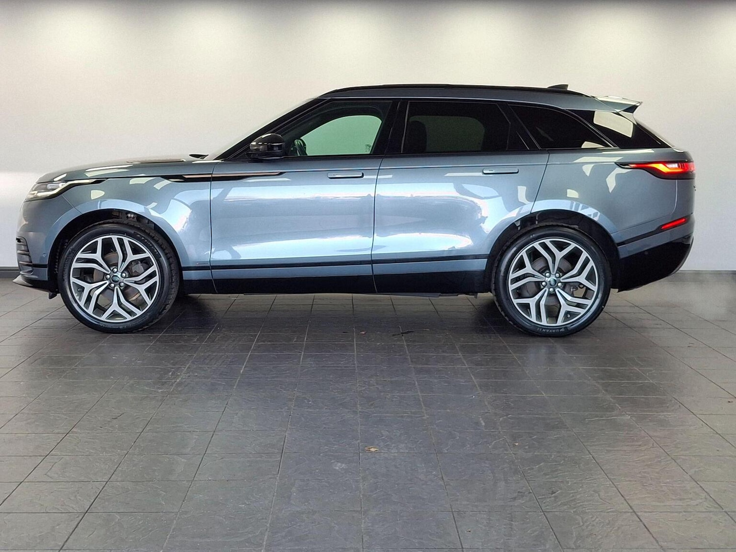 Used Land Rover Range Rover Velar 2020 for sale - 77080819: Photo 16