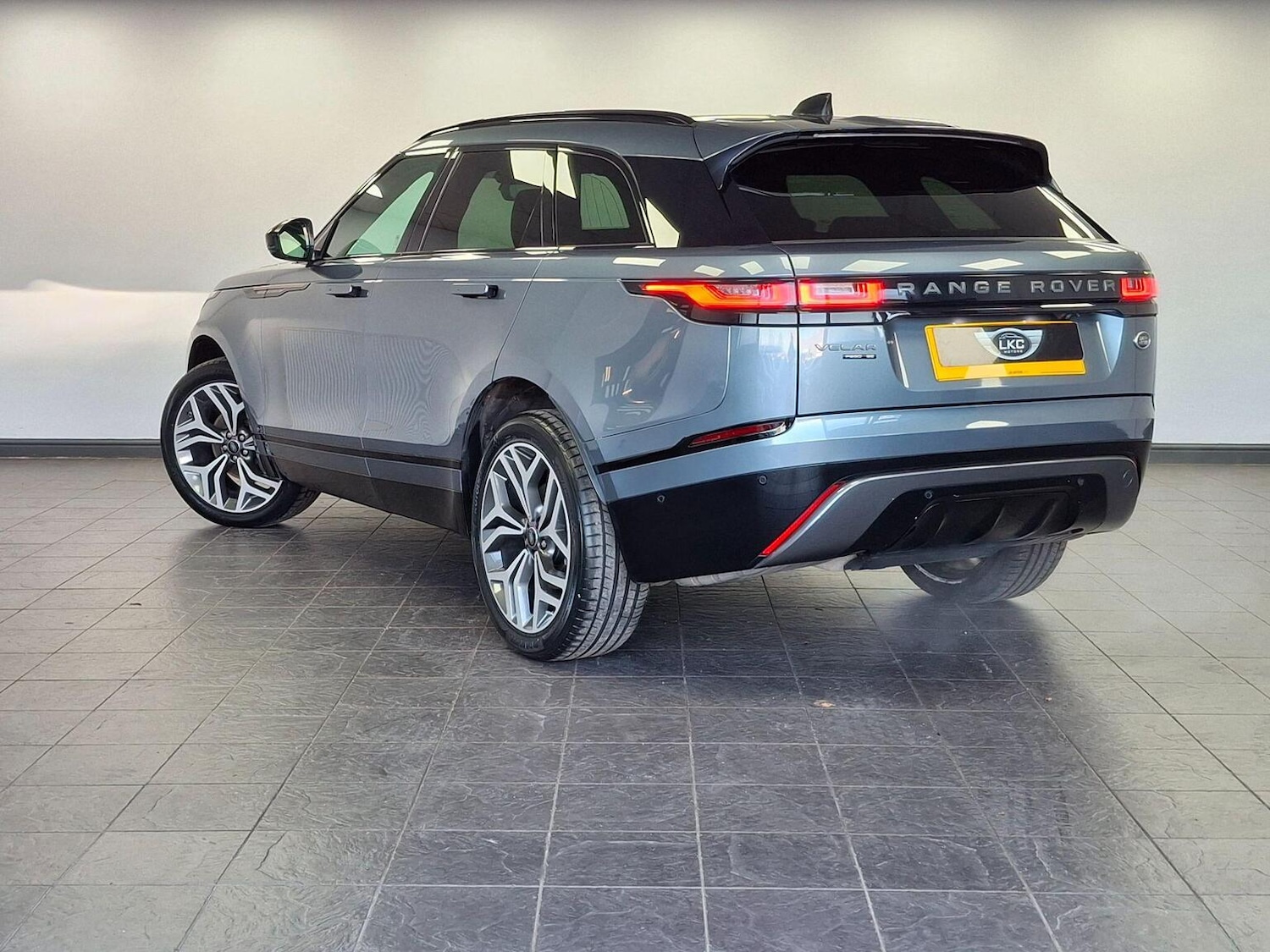 Used Land Rover Range Rover Velar 2020 for sale - 77080819: Photo 65