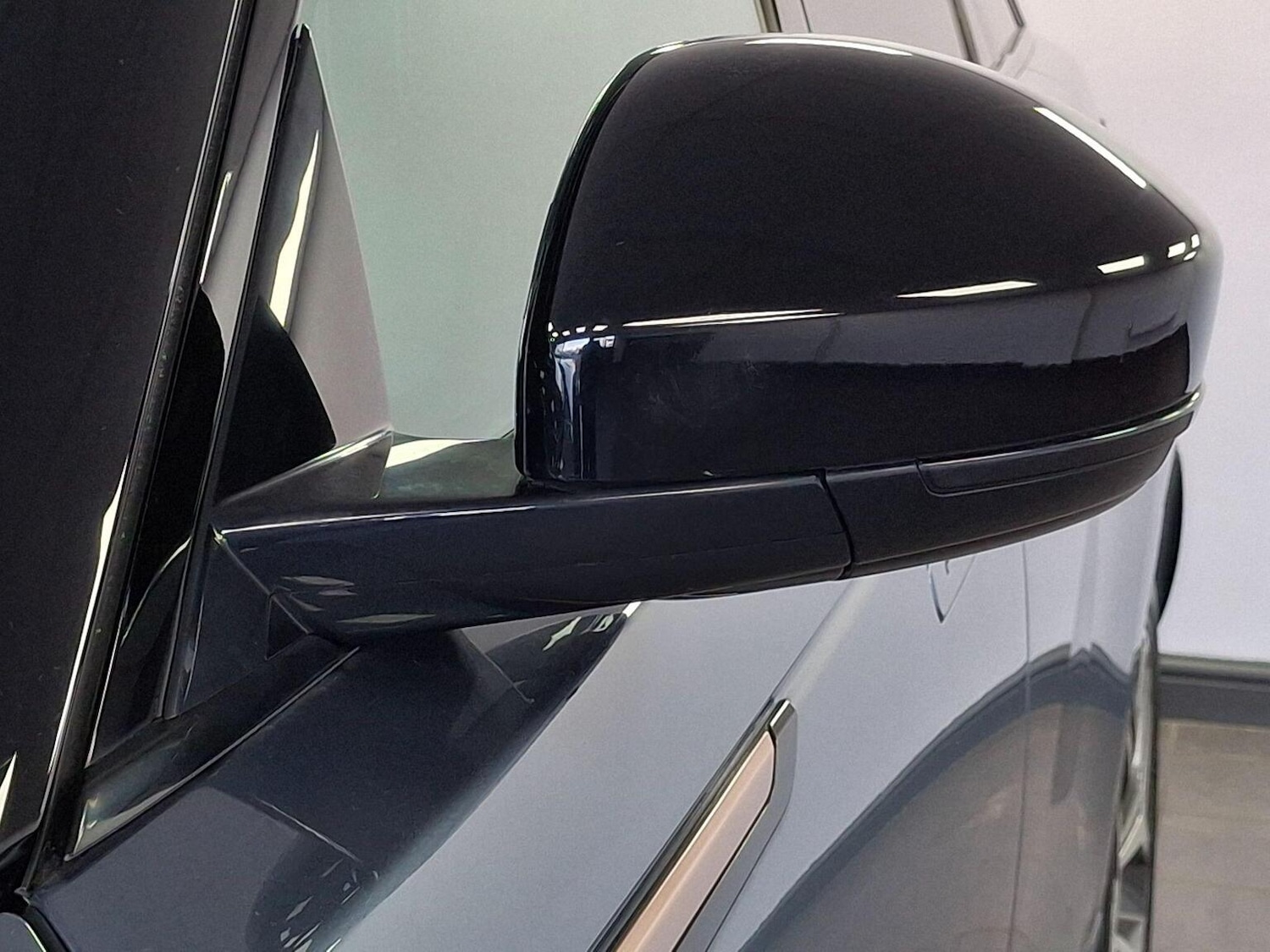 Used Land Rover Range Rover Velar 2020 for sale - 77080819: Photo 83