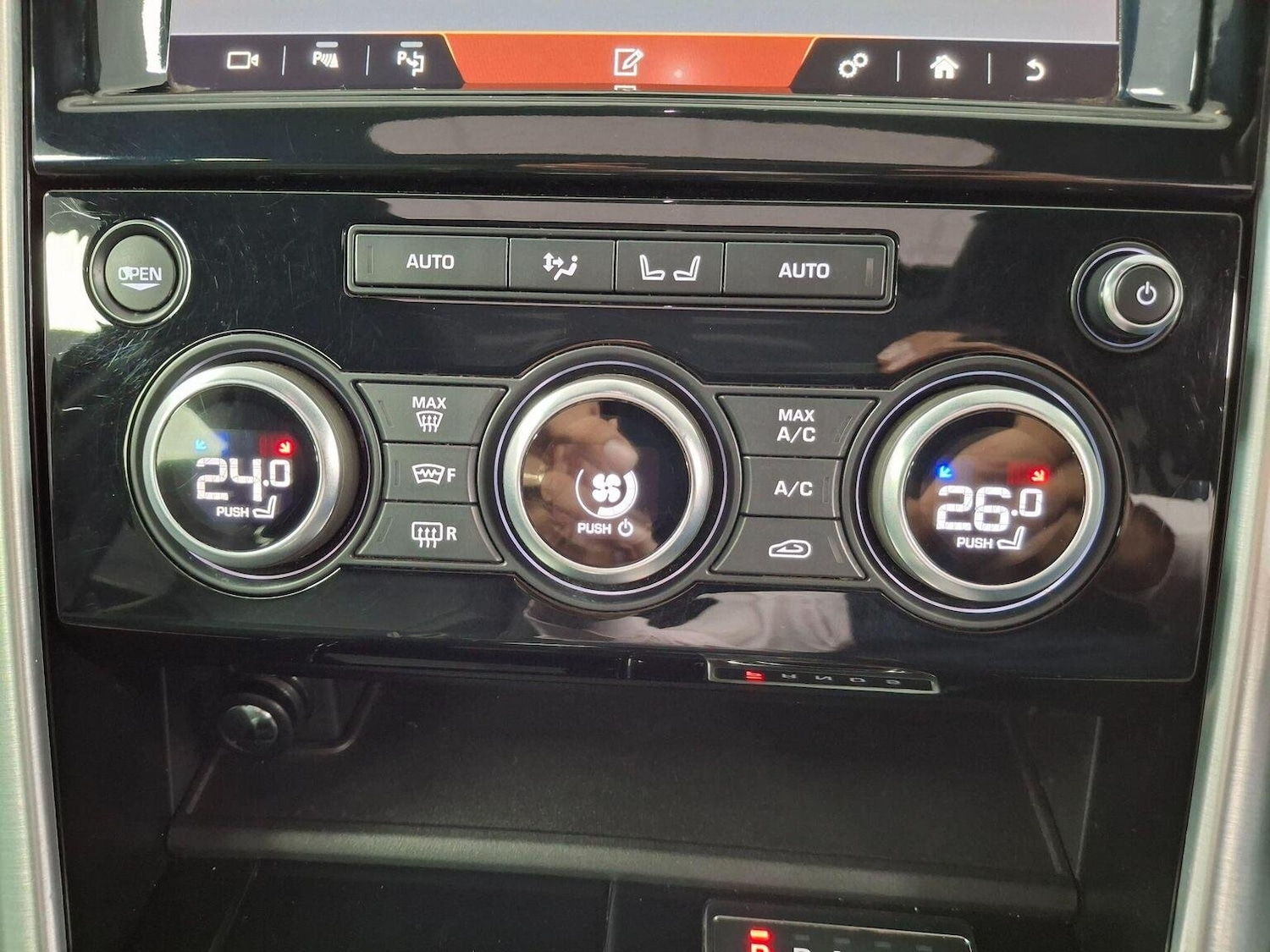 Used Land Rover Discovery 2019 for sale - 76369294: Photo 35