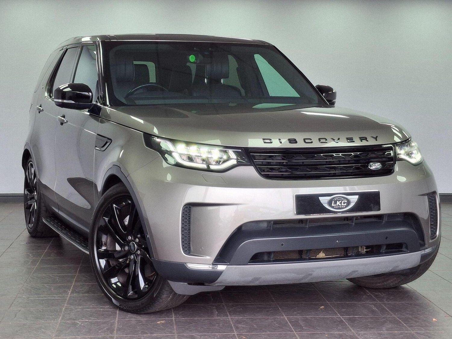 Used Land Rover Discovery 2019 for sale - 76369294: Photo 53