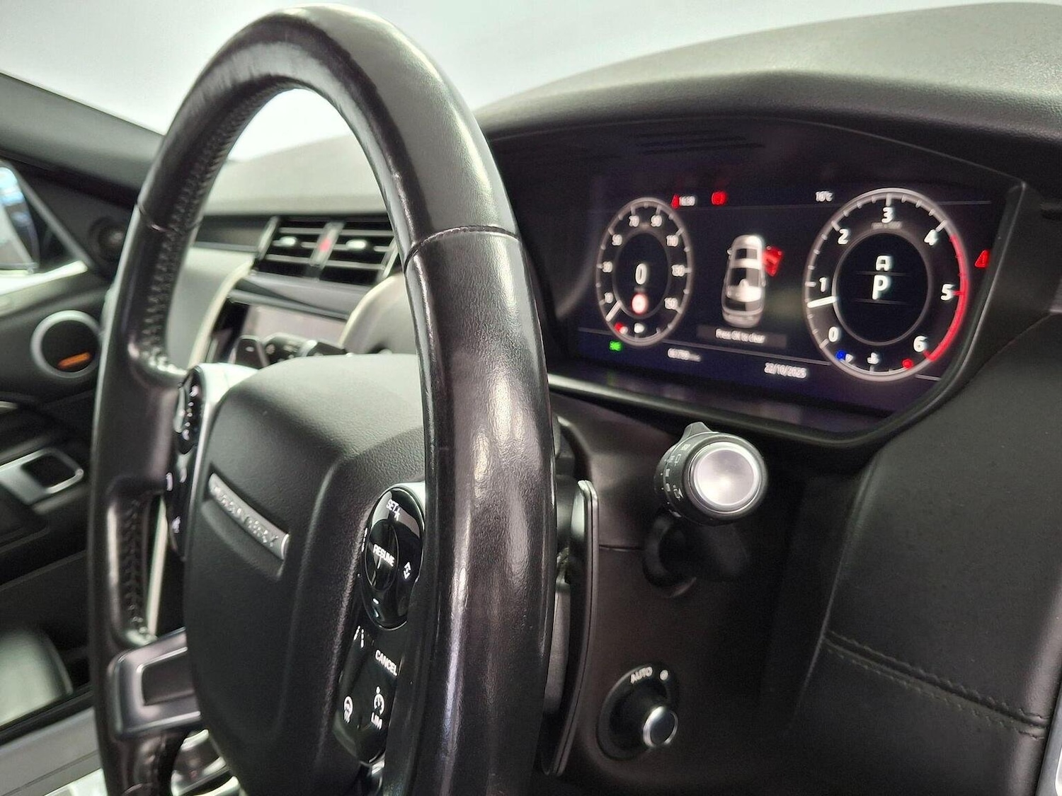 Used Land Rover Discovery 2019 for sale - 76369294: Photo 73