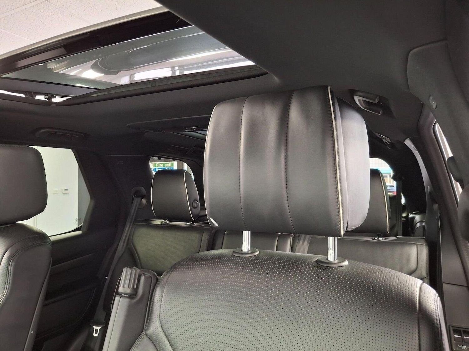 Used Land Rover Discovery 2019 for sale - 76369294: Photo 84