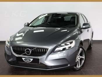 Used Volvo V40 2018 for sale - 75202534: Photo