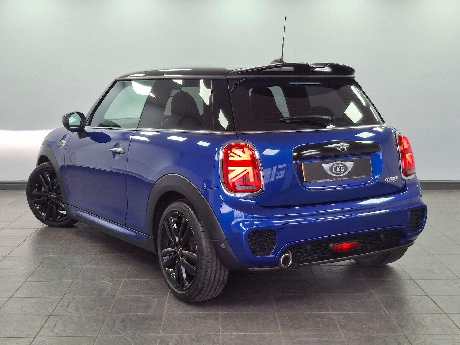 Used MINI Hatch 2020 for sale - 77536062: Photo 12