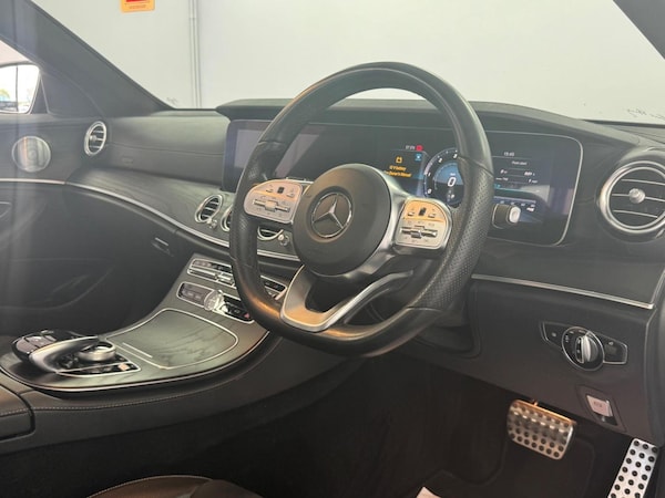 Used Mercedes-Benz E-Class 2020 for sale - 75202535: Photo 4