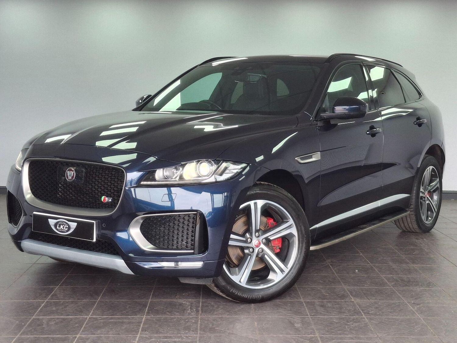 Jaguar F-Pace