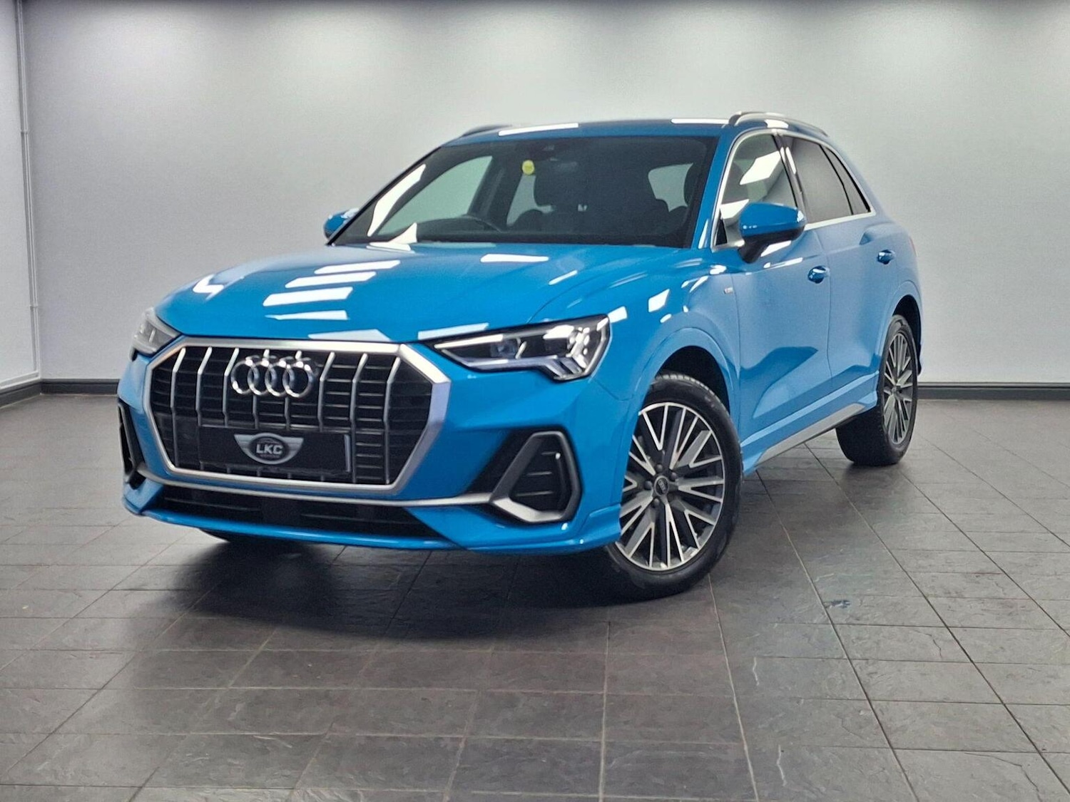 Used Audi Q3 2020 for sale - 76510800: Photo 13