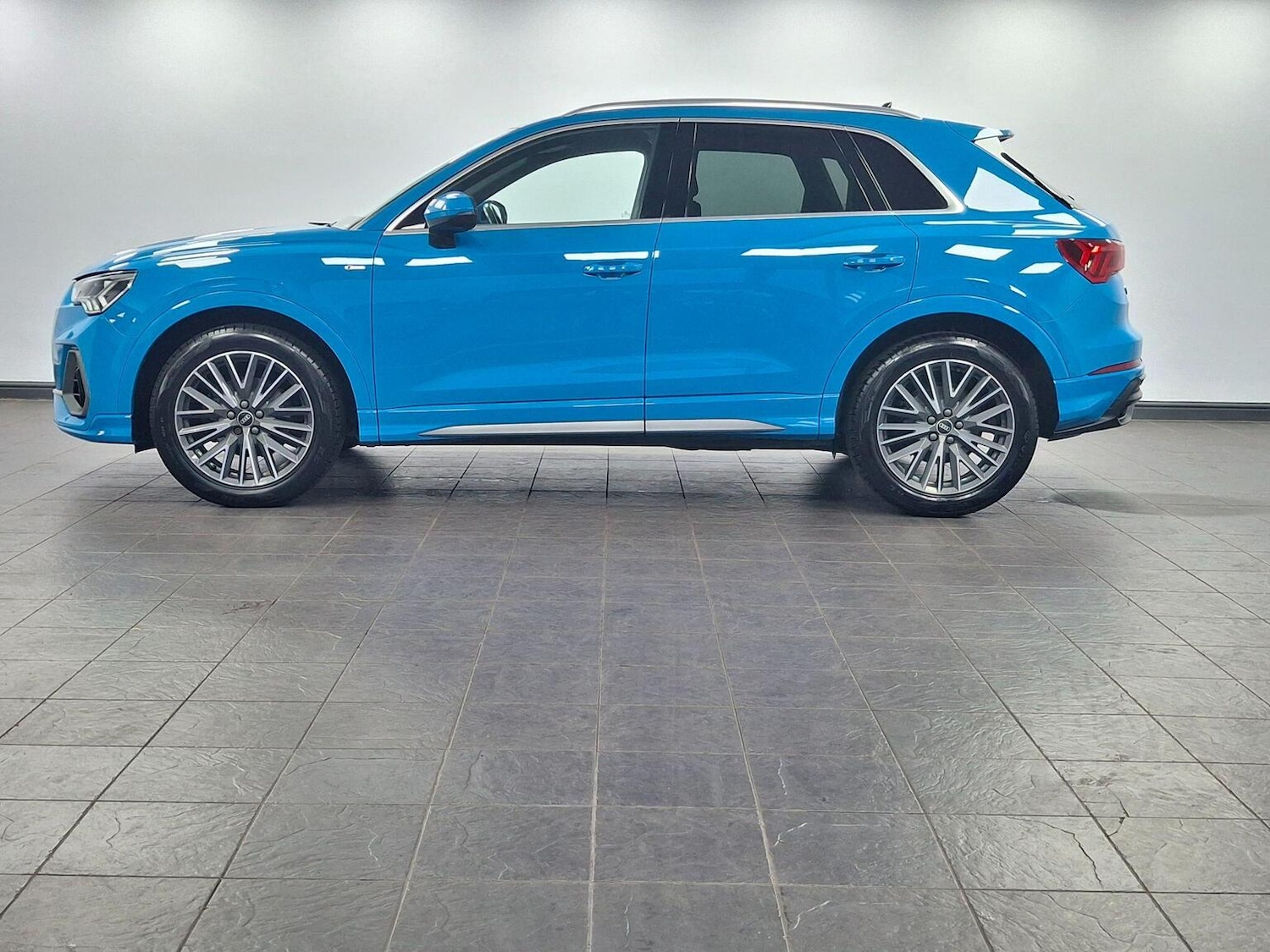 Used Audi Q3 2020 for sale - 76510800: Photo 24