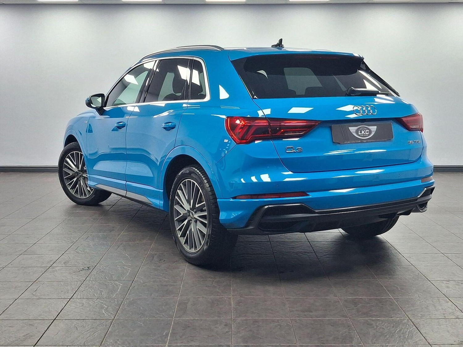 Used Audi Q3 2020 for sale - 76510800: Photo 27