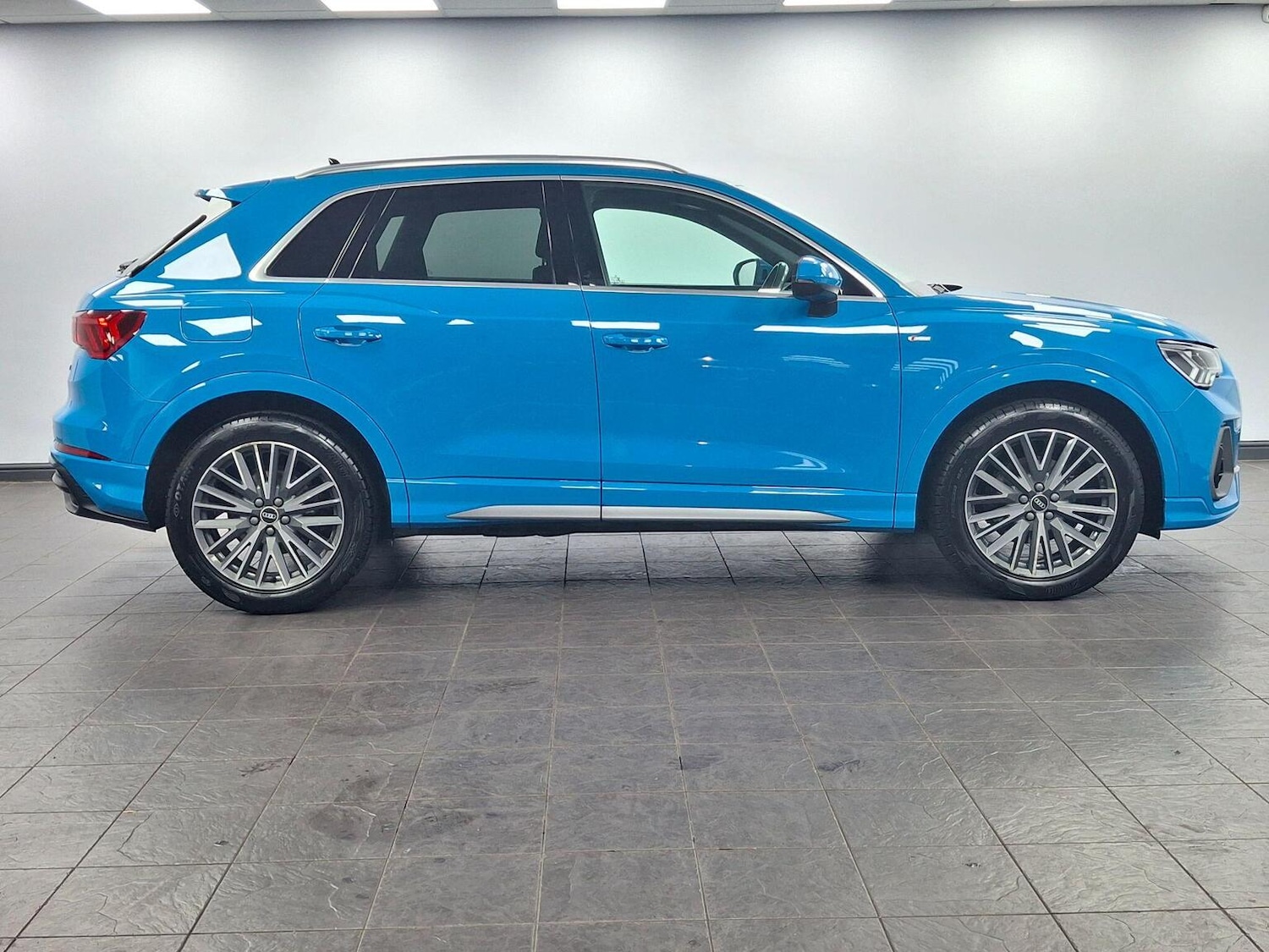 Used Audi Q3 2020 for sale - 76510800: Photo 29