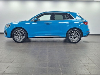 Used Audi Q3 2020 for sale - 76510800: Photo