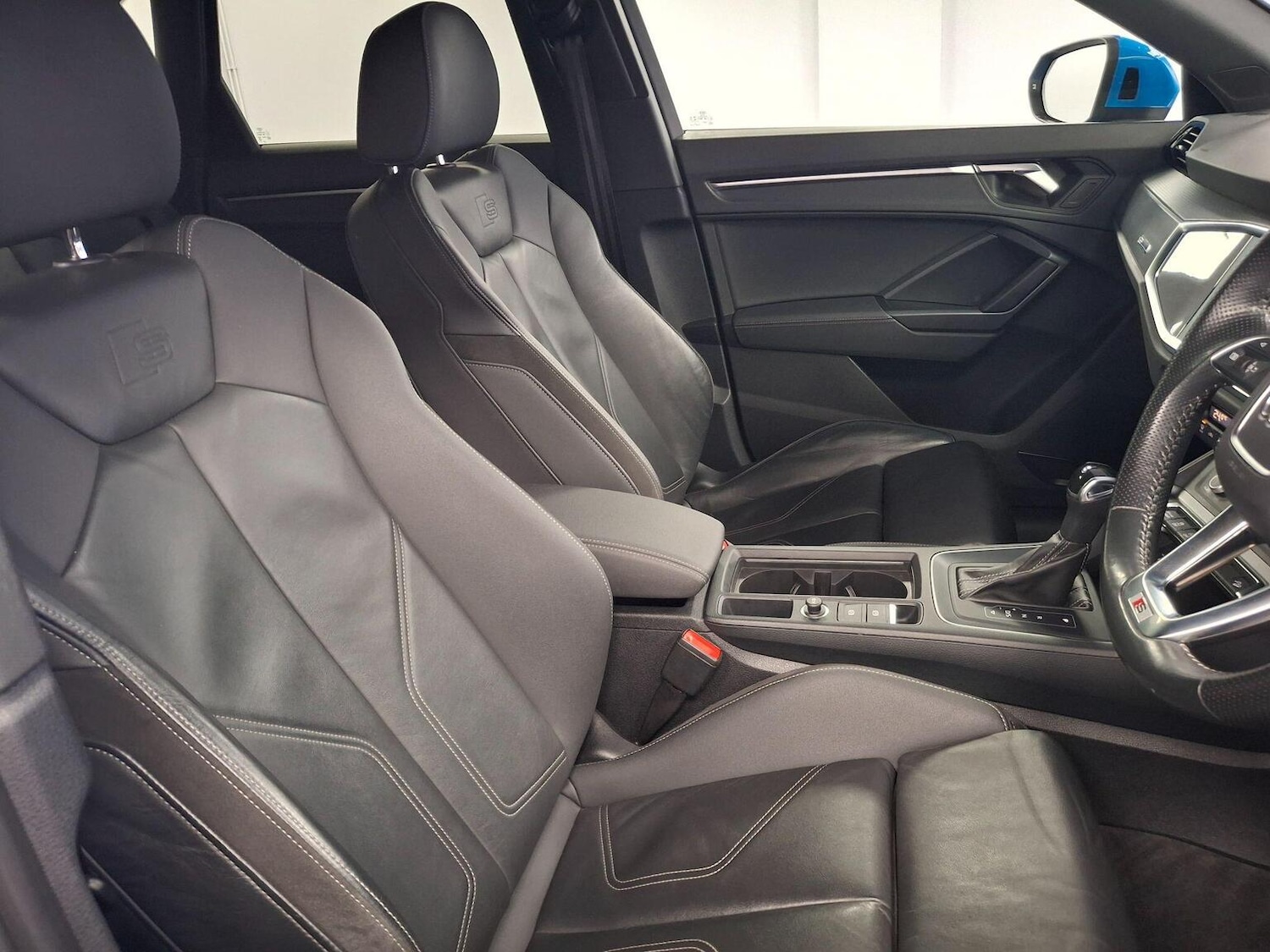 Used Audi Q3 2020 for sale - 76510800: Photo 4