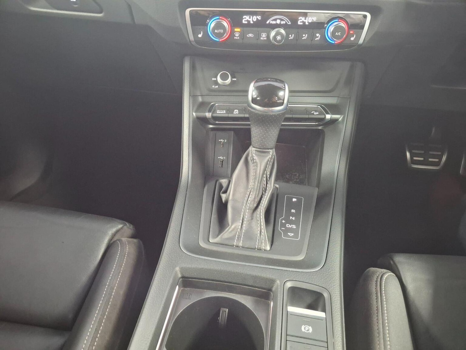 Used Audi Q3 2020 for sale - 76510800: Photo 64