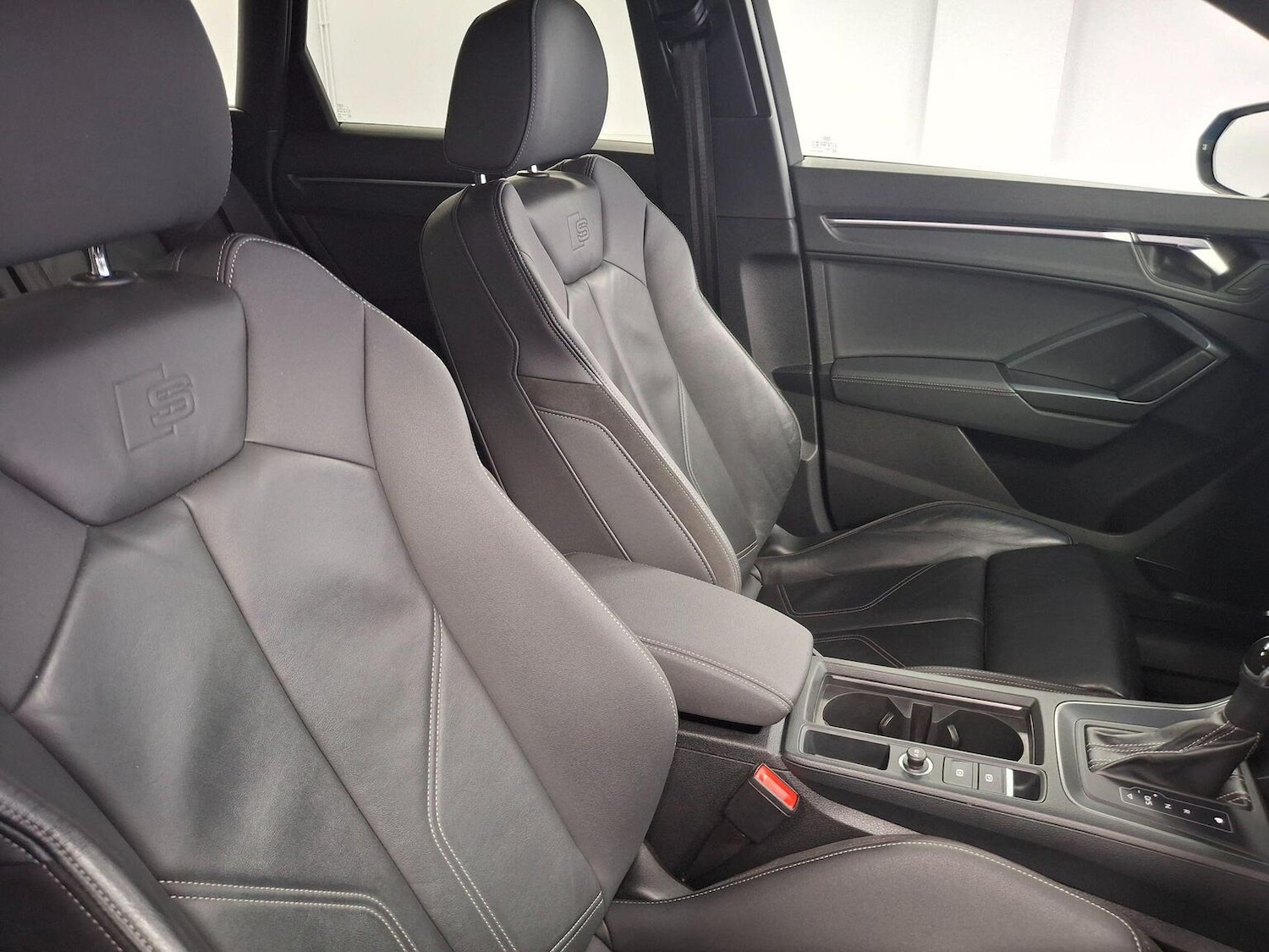 Used Audi Q3 2020 for sale - 76510800: Photo 84