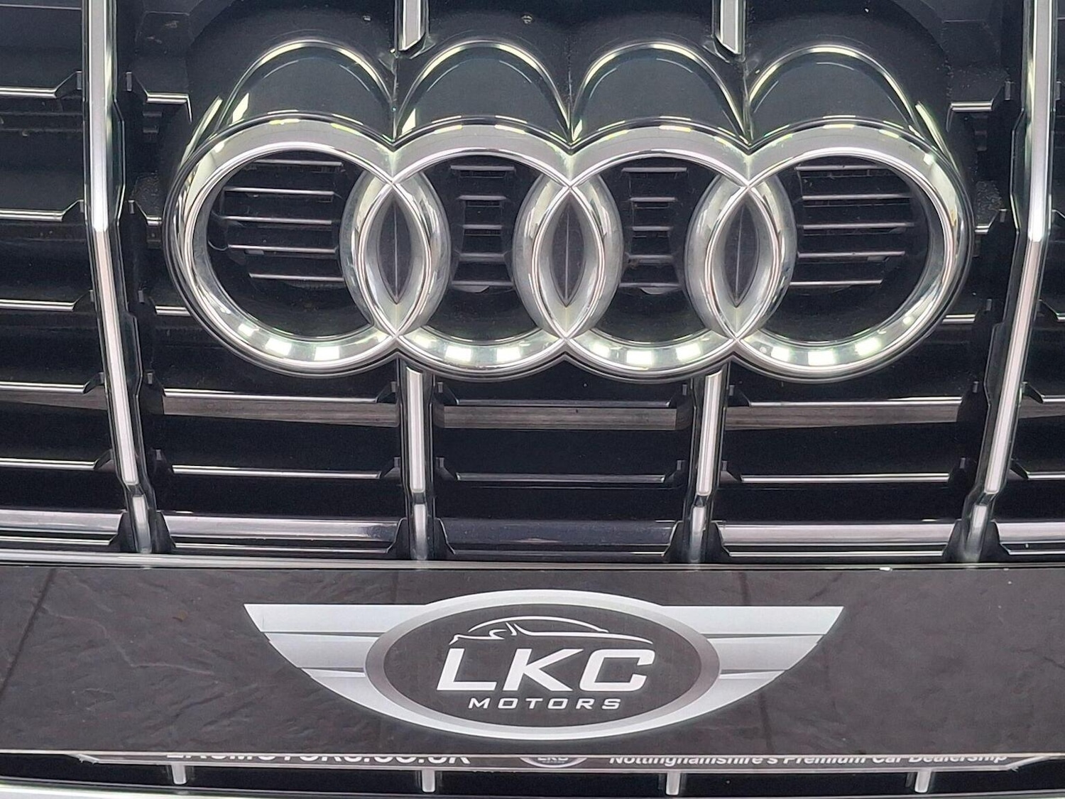 Used Audi Q3 2020 for sale - 76510800: Photo 93