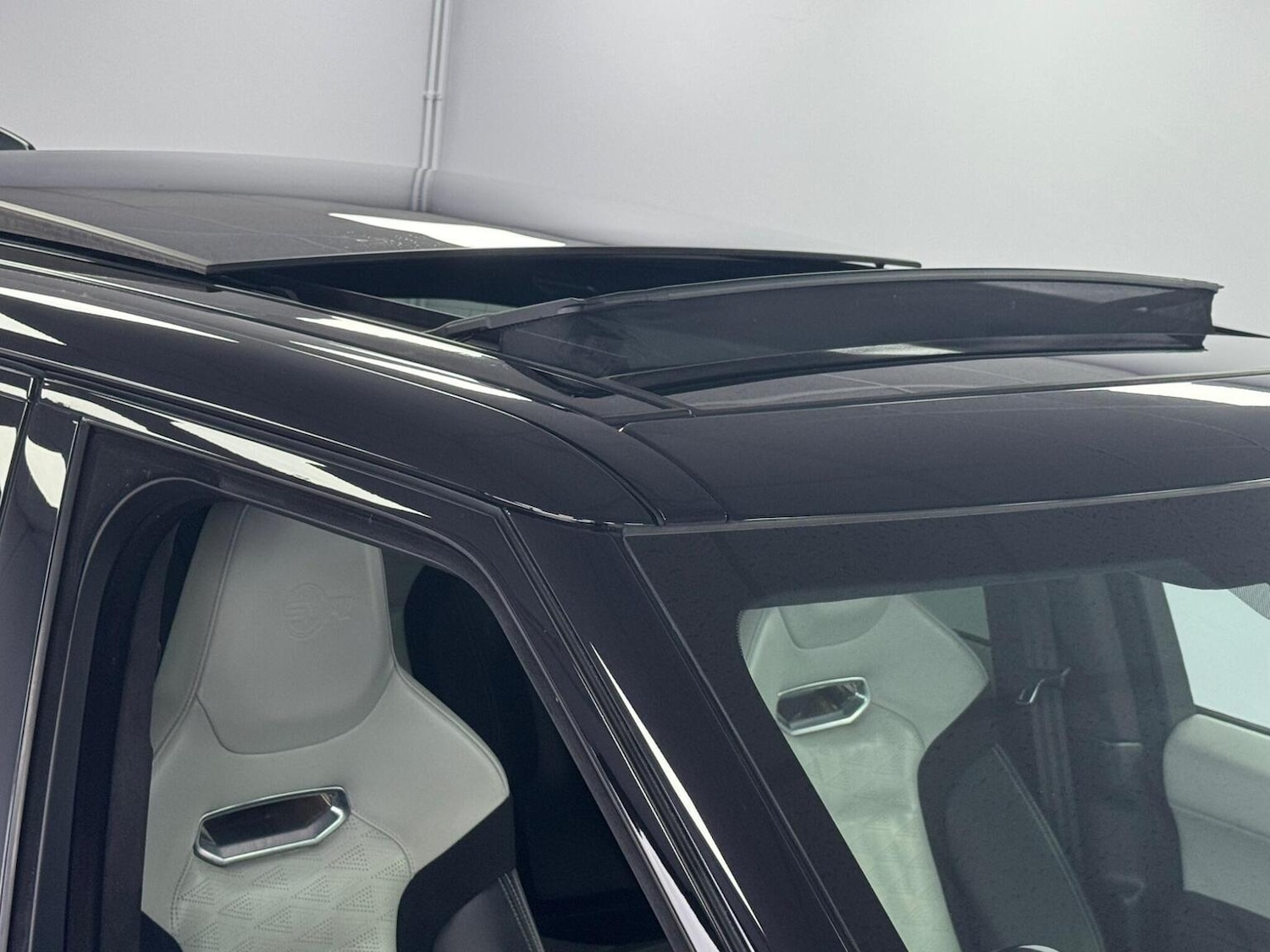 Used Land Rover Range Rover Sport 2021 for sale - 77045364: Photo 3