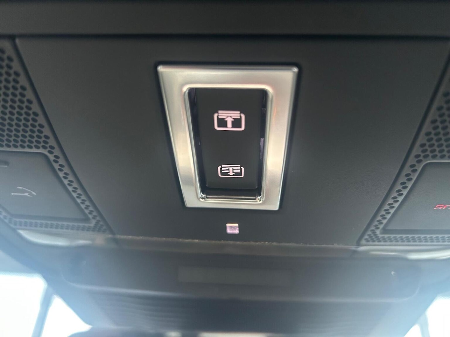 Used Jaguar F-Pace 2022 for sale - 76974389: Photo 17