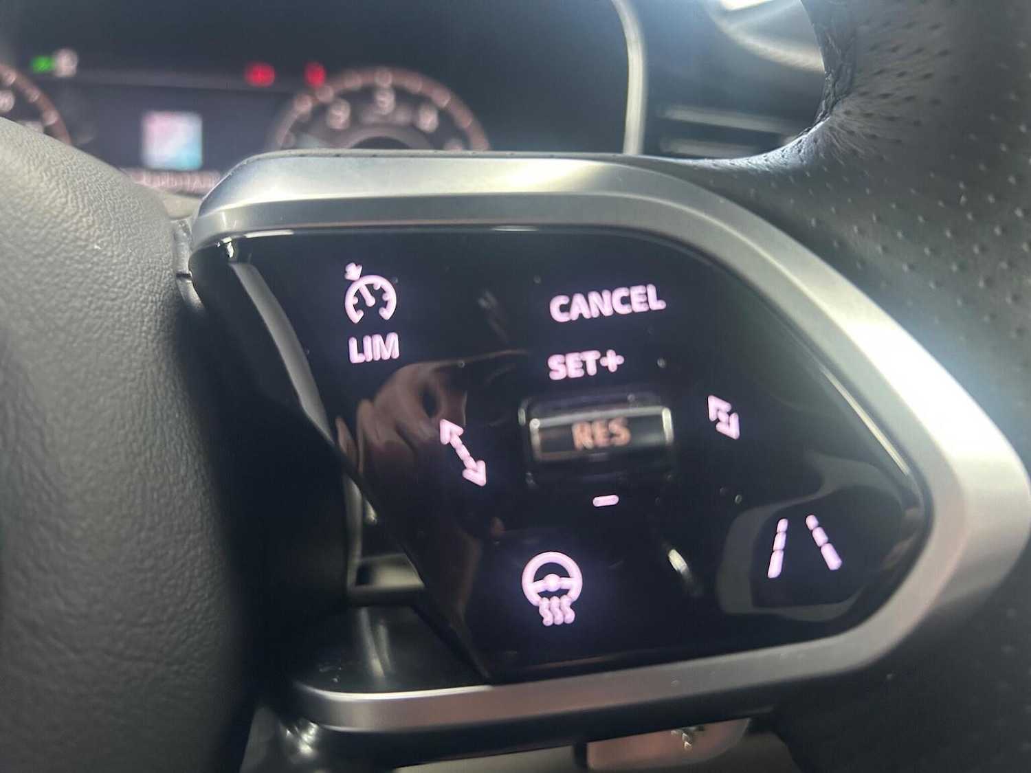 Used Jaguar F-Pace 2022 for sale - 76974389: Photo 19