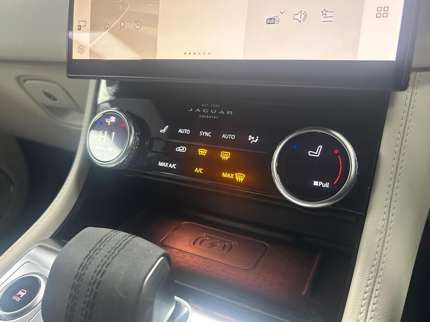 Used Jaguar F-Pace 2022 for sale - 76974389: Photo 22