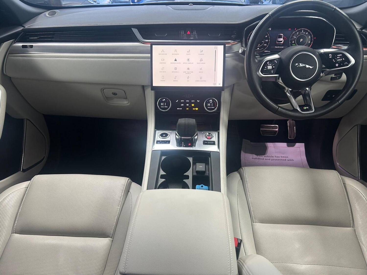 Used Jaguar F-Pace 2022 for sale - 76974389: Photo 30