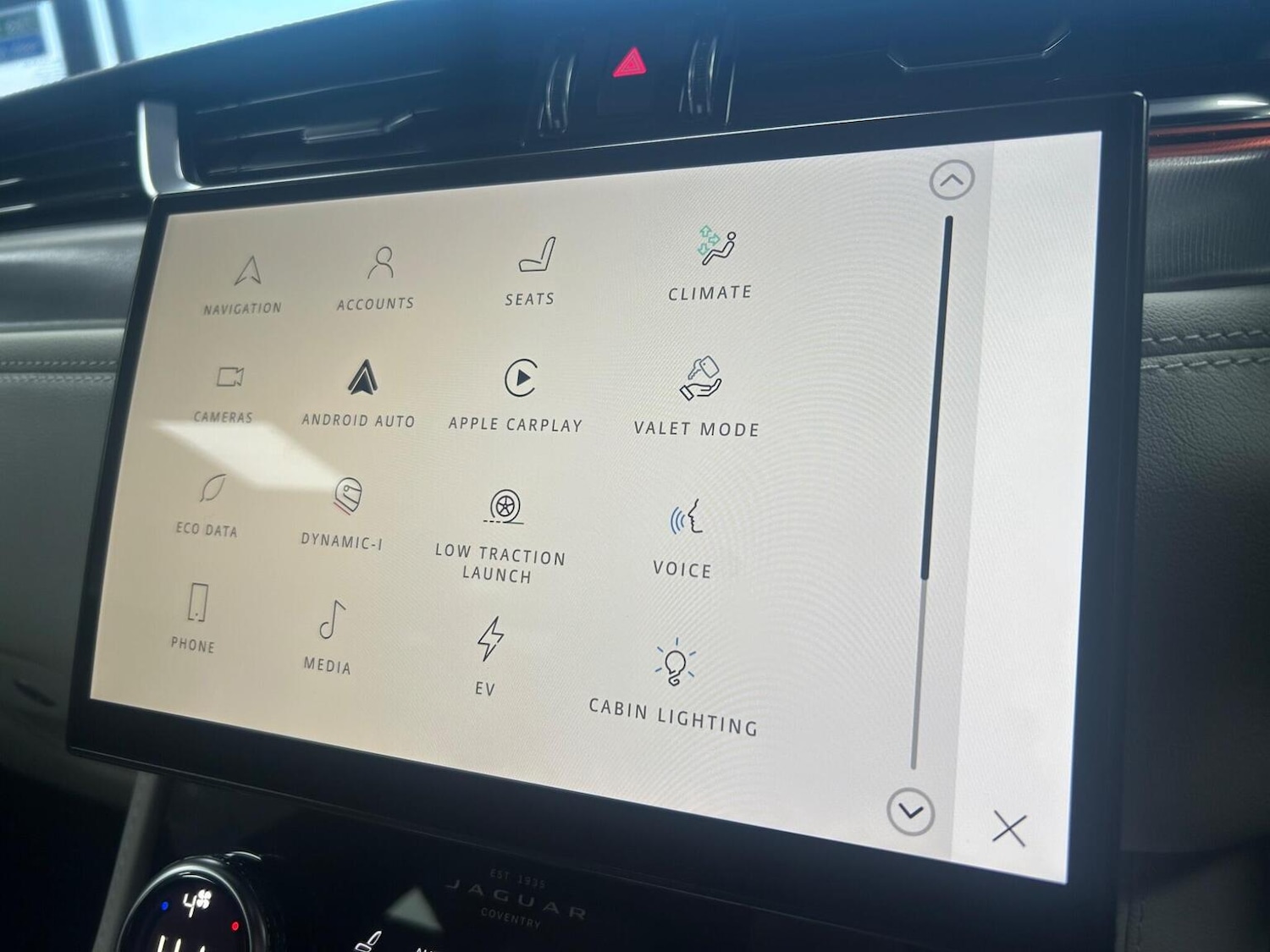 Used Jaguar F-Pace 2022 for sale - 76974389: Photo 31