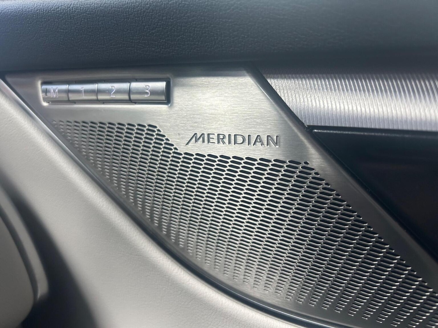 Used Jaguar F-Pace 2022 for sale - 76974389: Photo 40