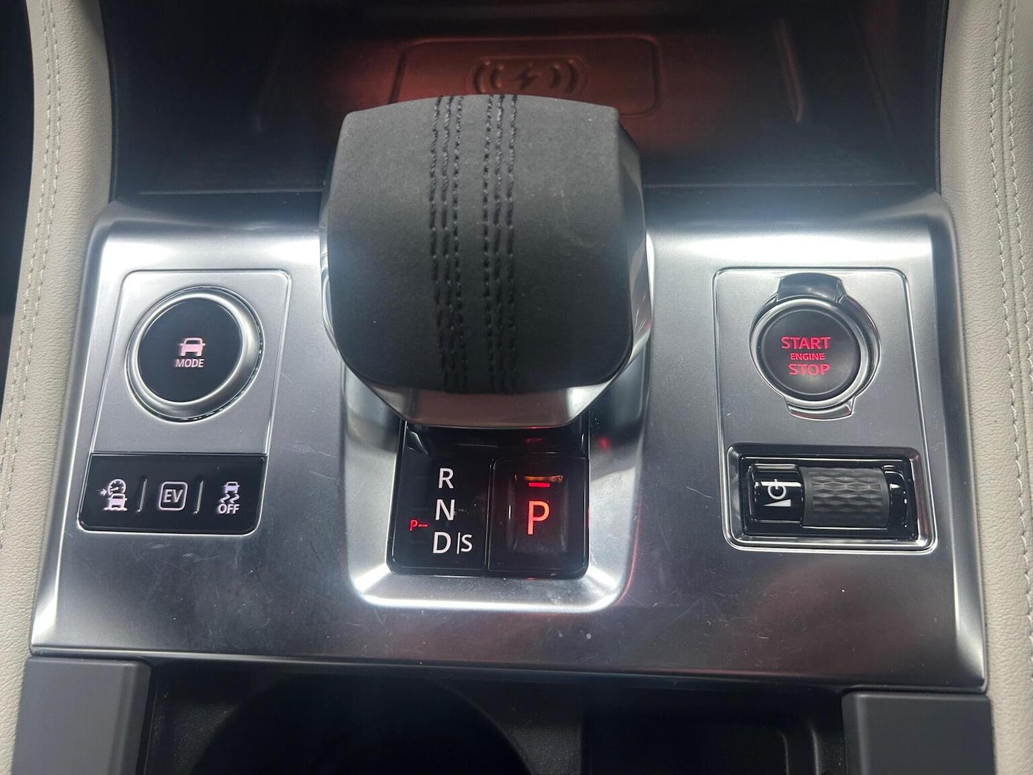 Used Jaguar F-Pace 2022 for sale - 76974389: Photo 9