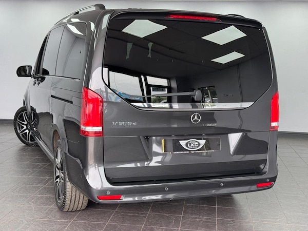 Used Mercedes-Benz V-Class 2022 for sale - 75677161: Photo 17