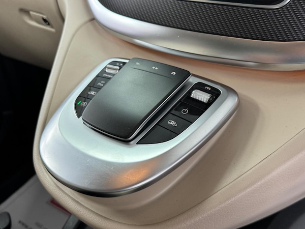 Used Mercedes-Benz V-Class 2022 for sale - 75677161: Photo 30