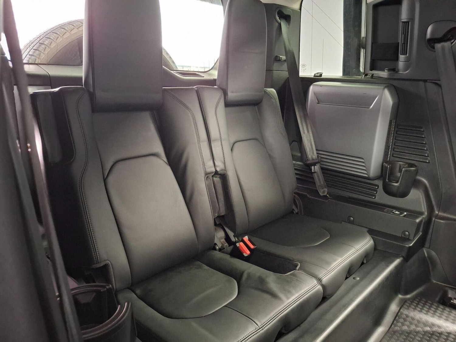 Used Land Rover Defender 2020 for sale - 77781794: Photo 15