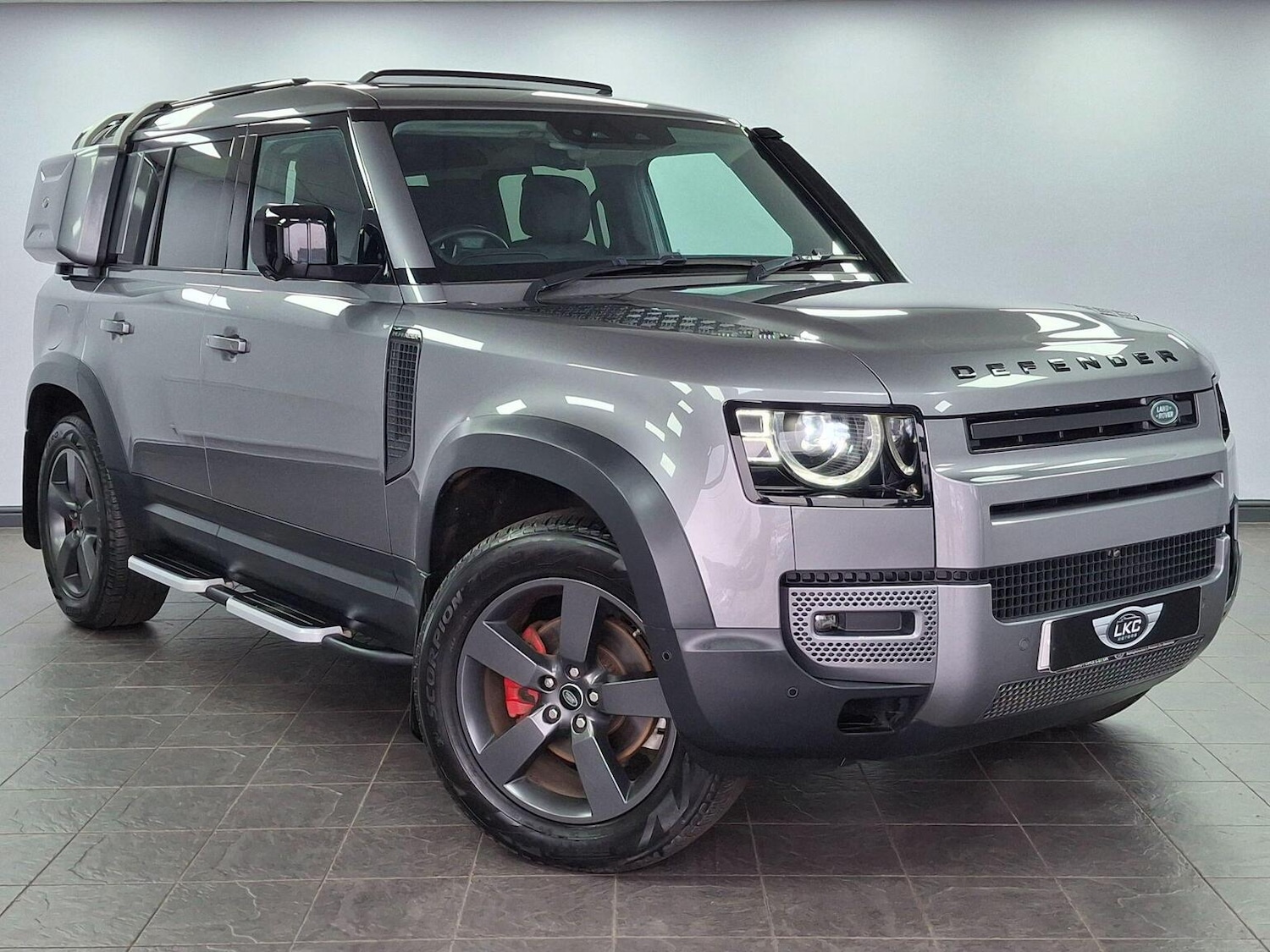 Used Land Rover Defender 2020 for sale - 77781794: Photo 5