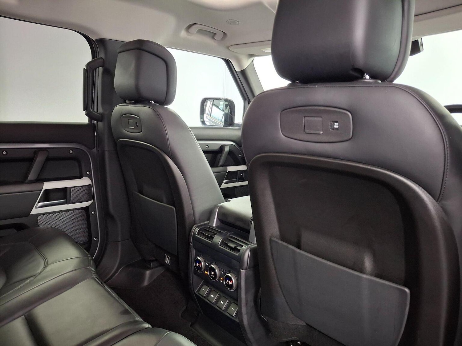 Used Land Rover Defender 2020 for sale - 77781794: Photo 56