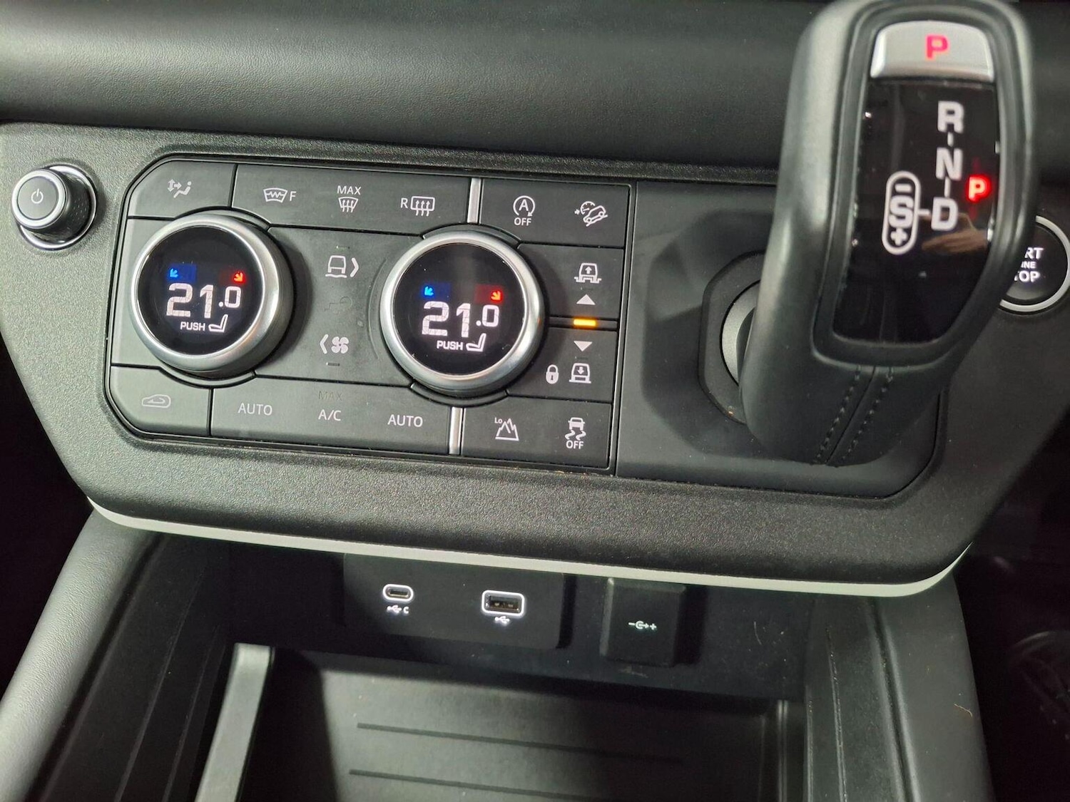 Used Land Rover Defender 2020 for sale - 77781794: Photo 74