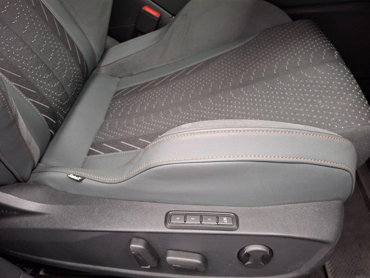 Used Cupra Leon 2025 for sale - 77385228: Photo 9