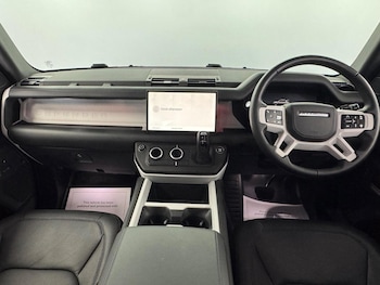 Used Land Rover Defender 110 2024 for sale - 78286326: Photo