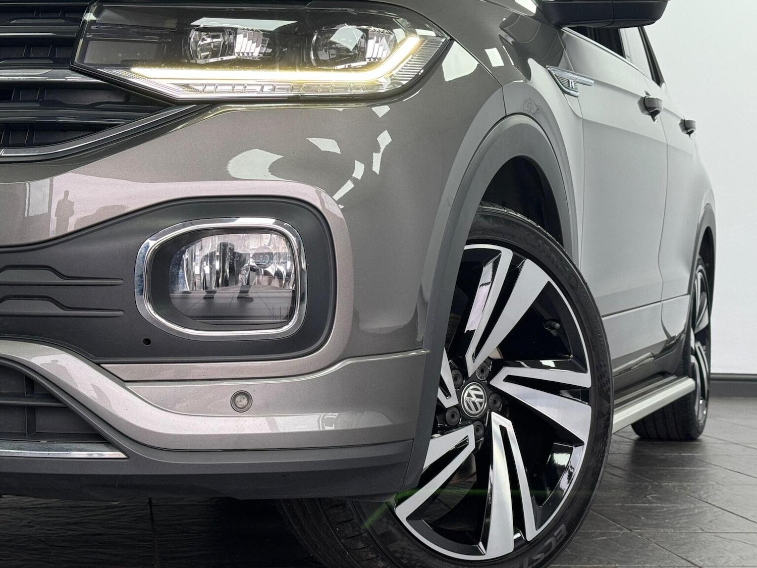 Used Volkswagen T-Cross 2020 for sale - 76281334: Photo 14