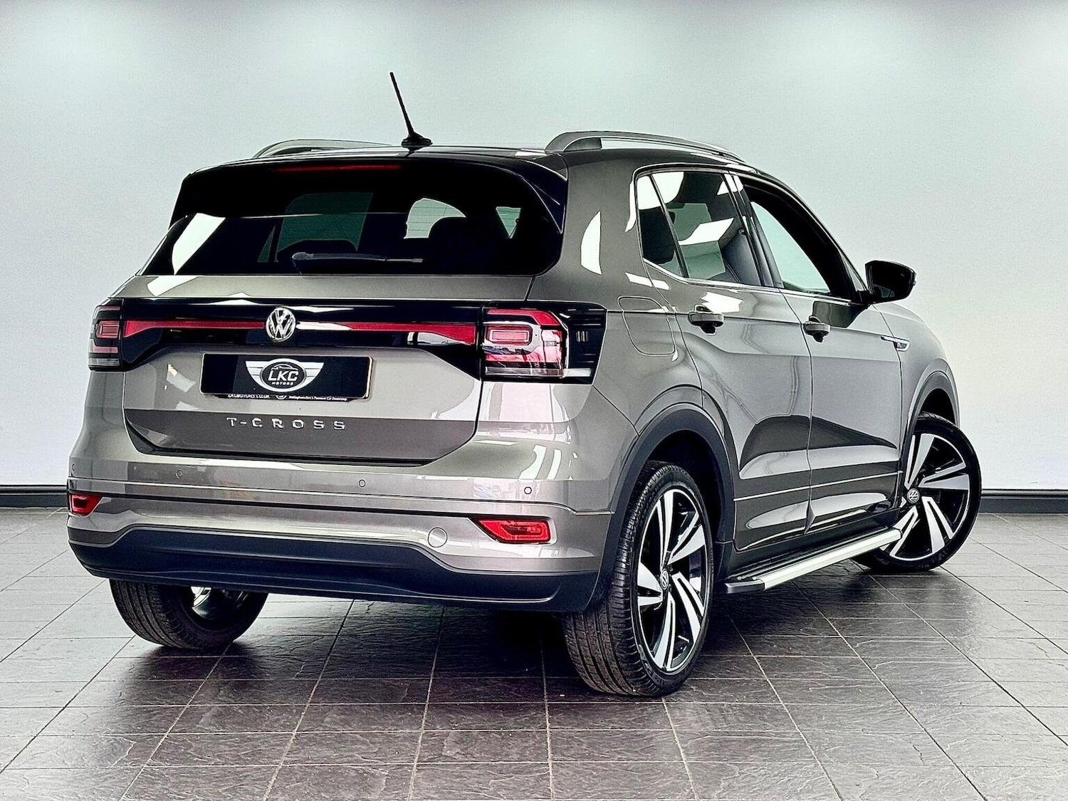 Used Volkswagen T-Cross 2020 for sale - 76281334: Photo 3