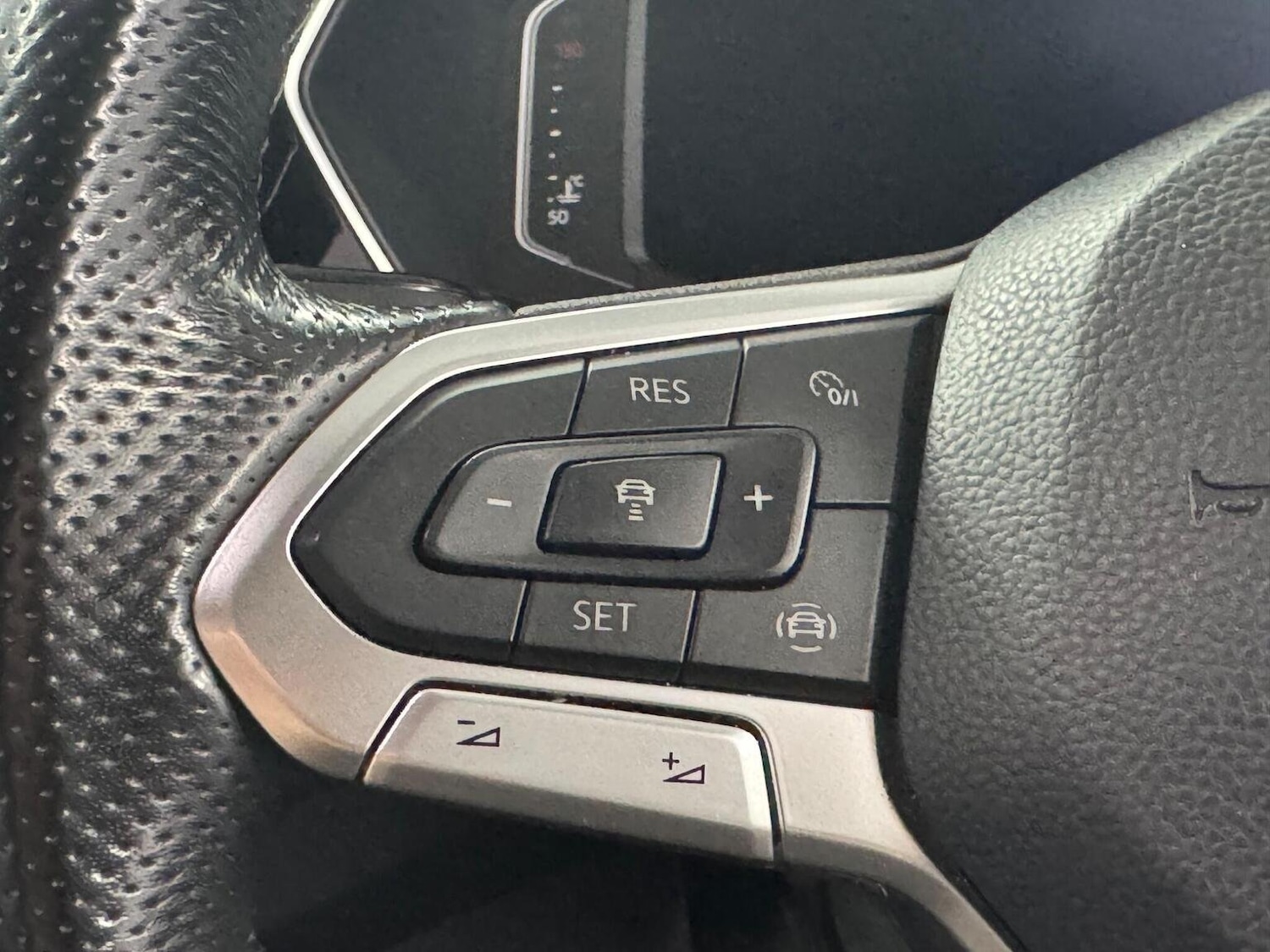 Used Volkswagen T-Cross 2020 for sale - 76281334: Photo 31