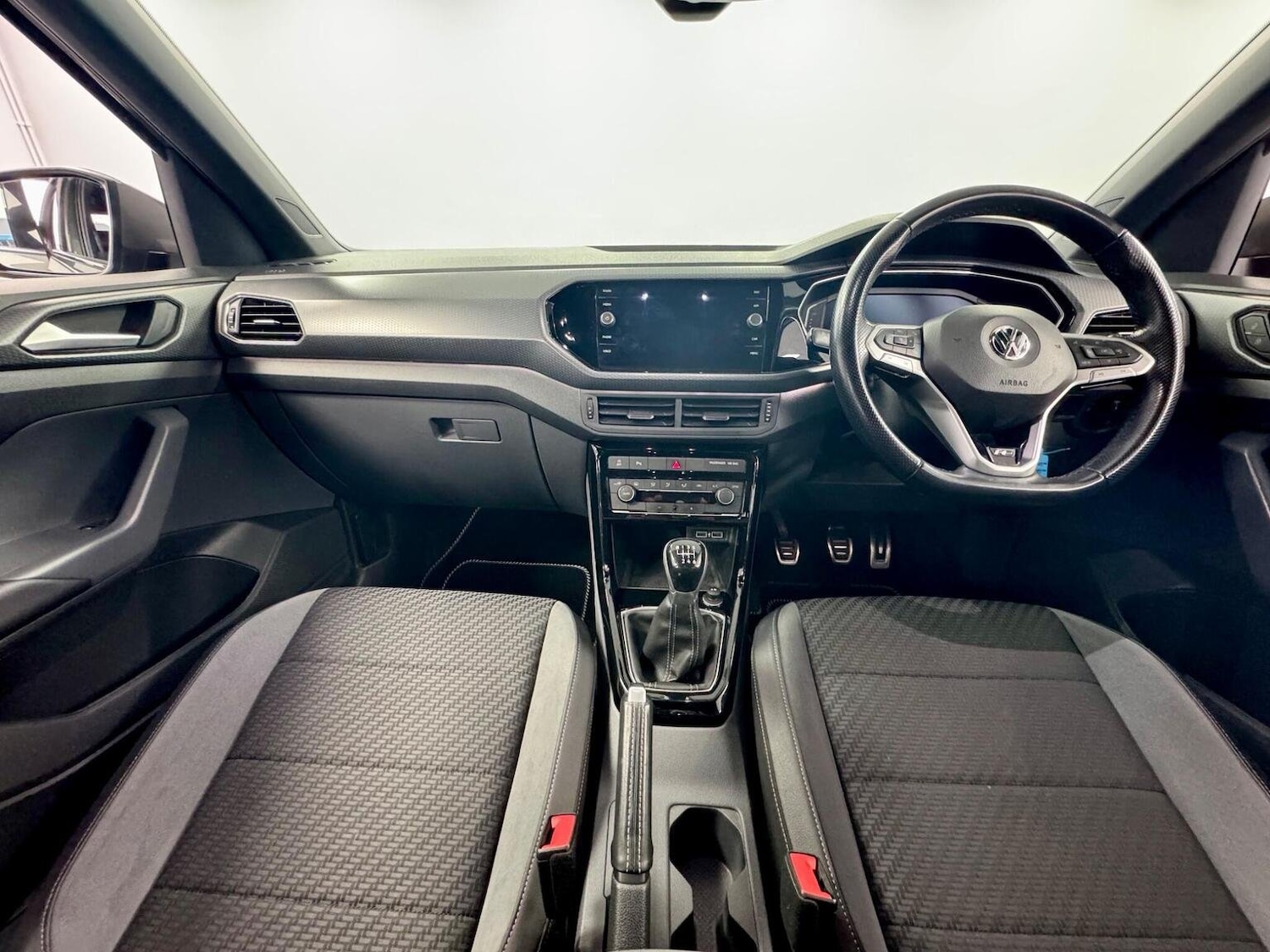 Used Volkswagen T-Cross 2020 for sale - 76281334: Photo 4