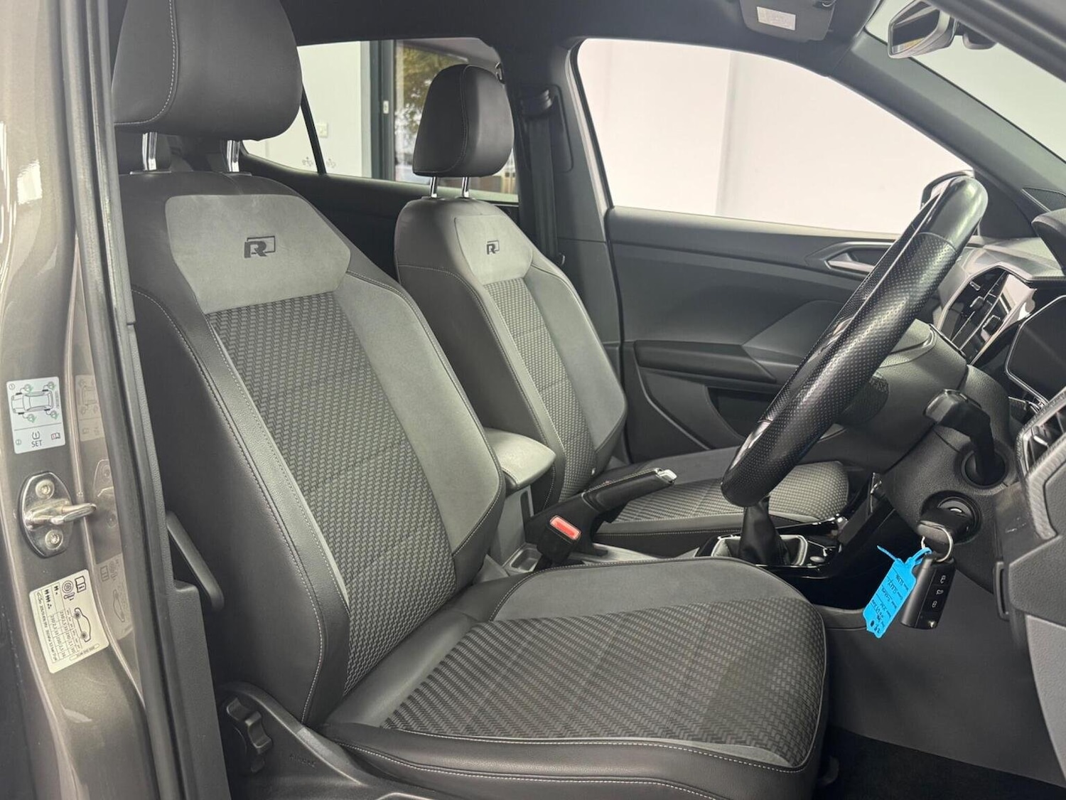 Used Volkswagen T-Cross 2020 for sale - 76281334: Photo 6