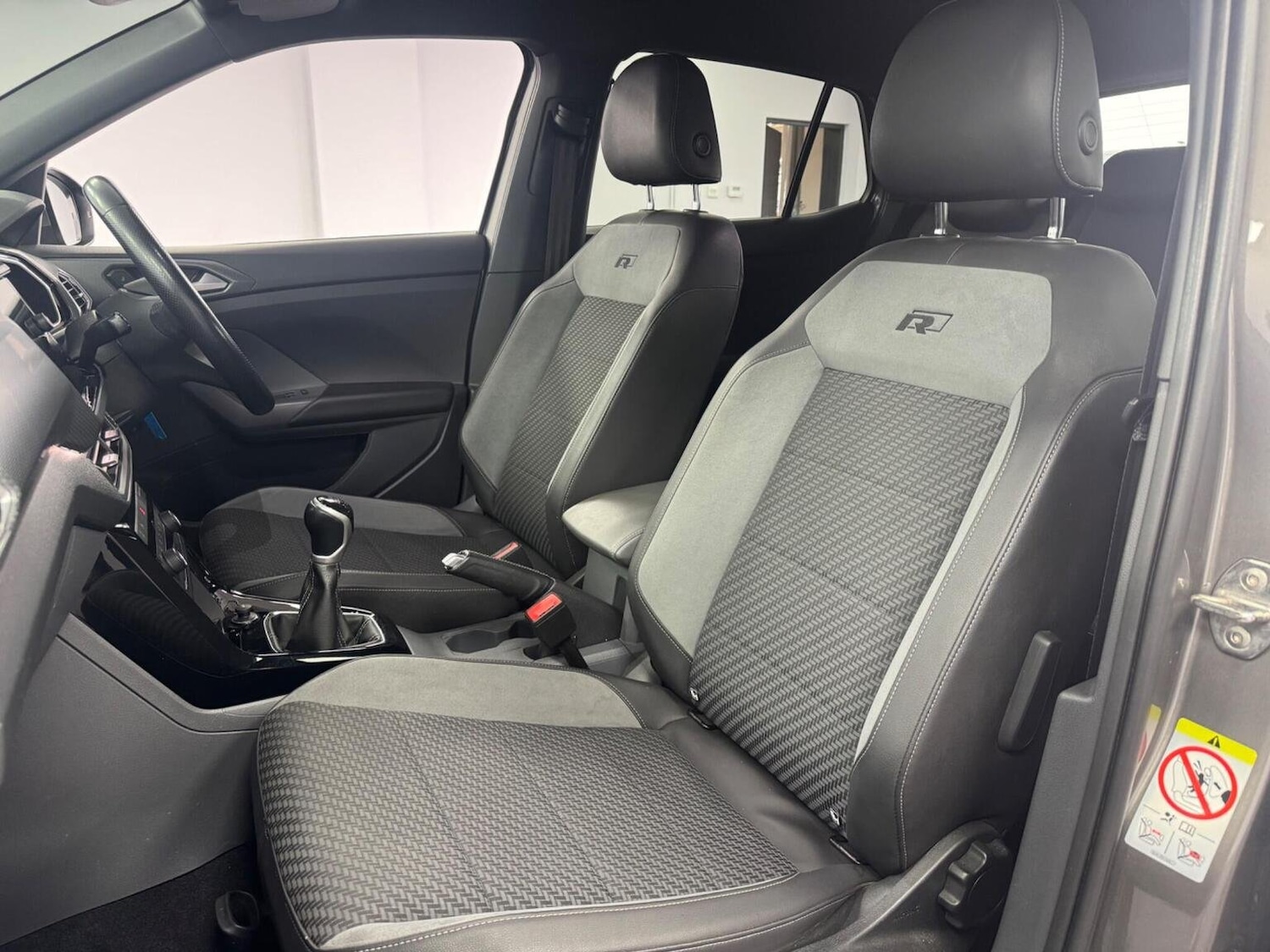 Used Volkswagen T-Cross 2020 for sale - 76281334: Photo 9