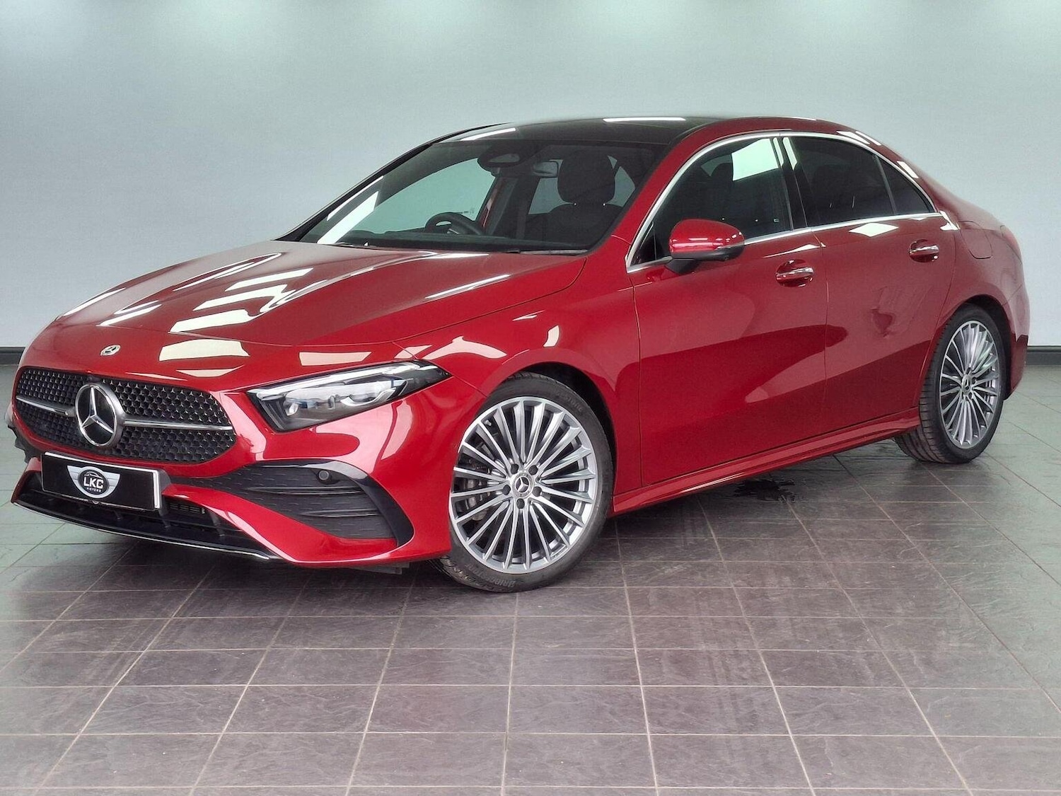 Used Mercedes-Benz A-Class 2023 for sale - 76329766: Photo 1