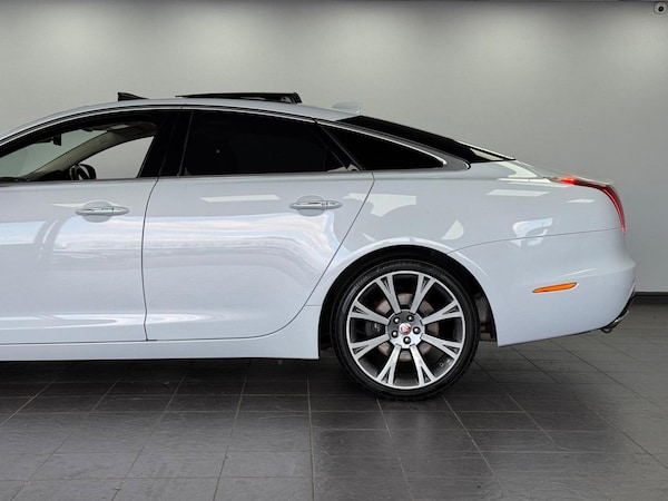 Used Jaguar XJ 2020 for sale - 75202503: Photo 14