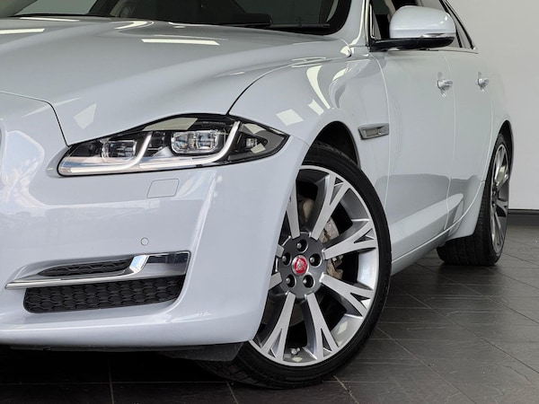 Used Jaguar XJ 2020 for sale - 75202503: Photo 17