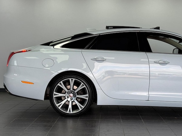 Used Jaguar XJ 2020 for sale - 75202503: Photo 24