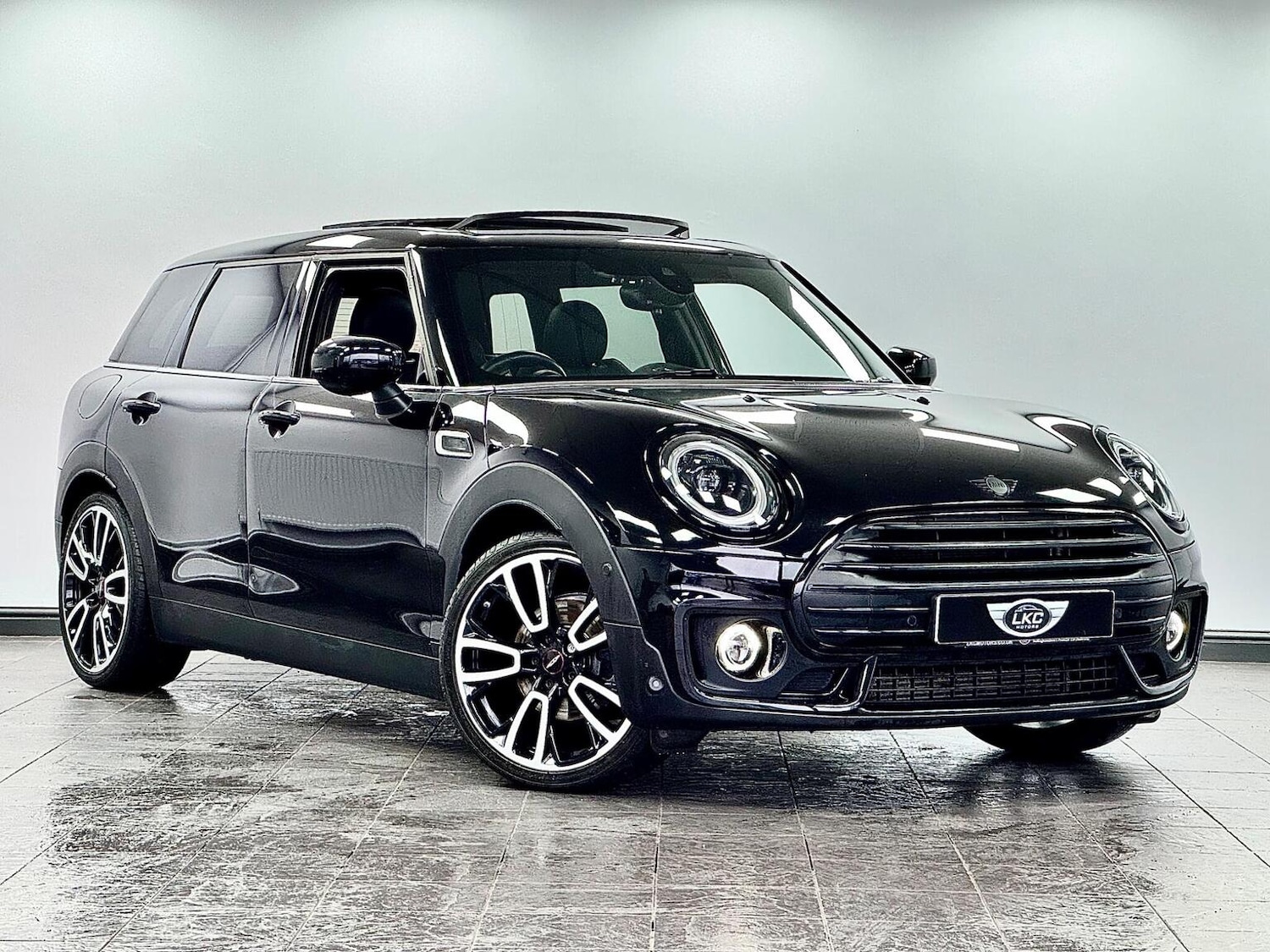 Used MINI Clubman 2021 for sale - 76591506: Photo 2