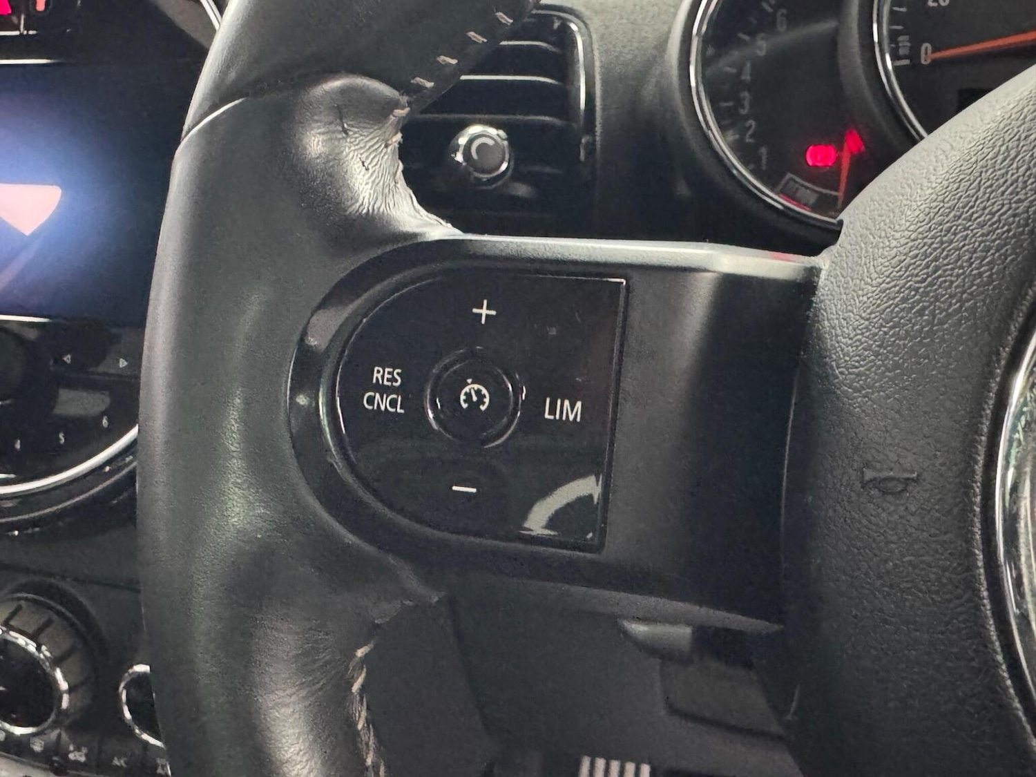 Used MINI Clubman 2021 for sale - 76591506: Photo 37